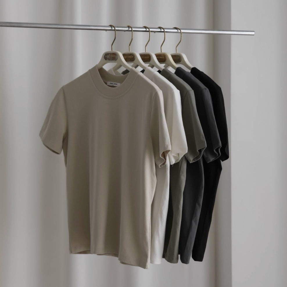 Camiseta ajustada de cuello redondo