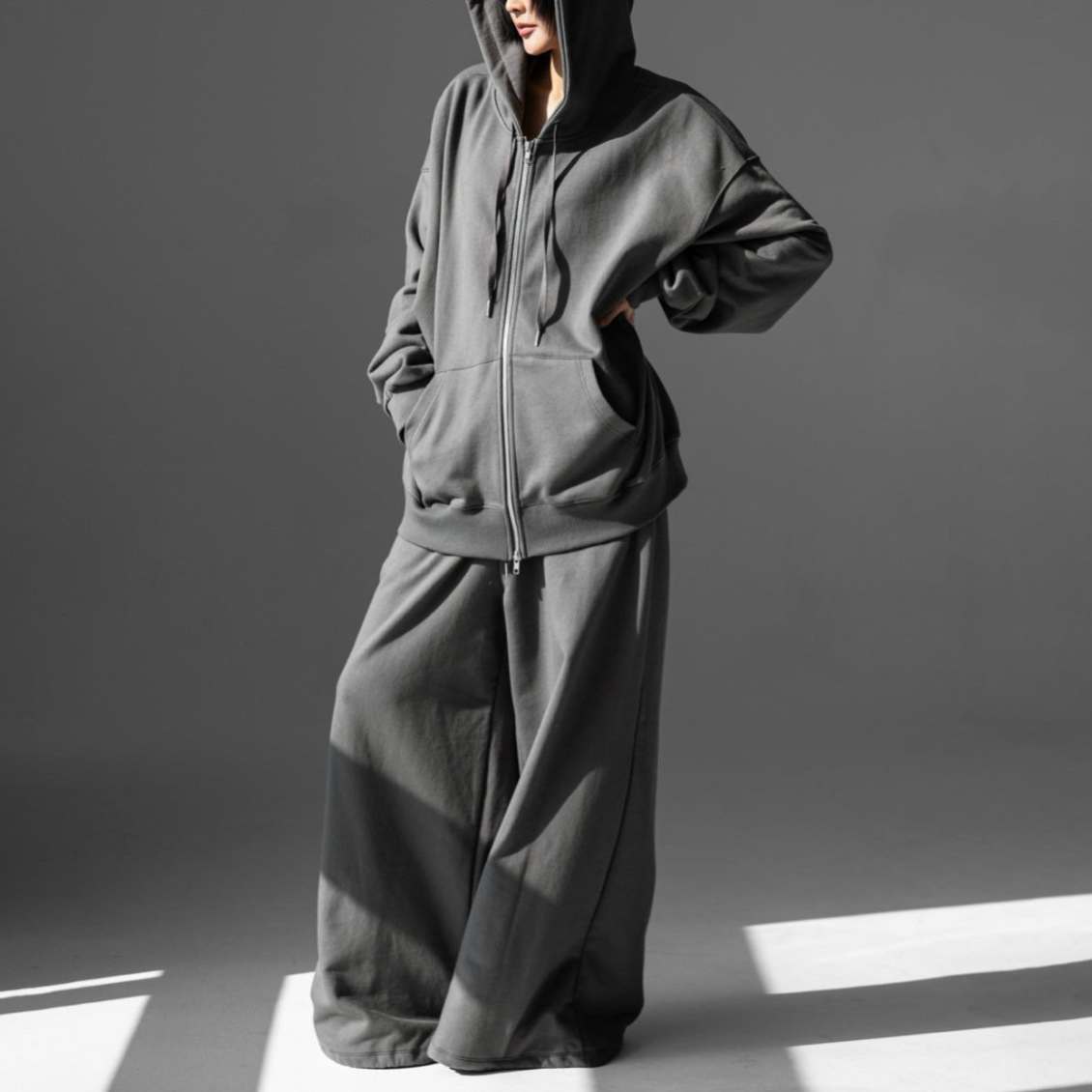 Sudadera con capucha y cremallera extragrande
