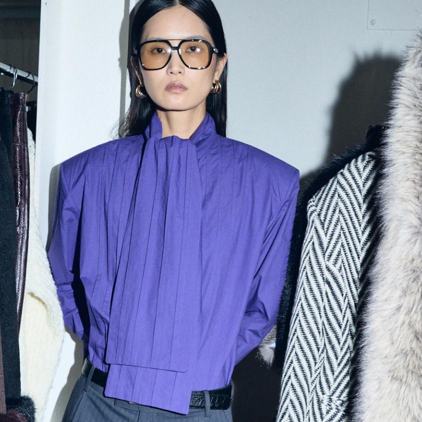 The Sculpted Pleat Cotton Shirt