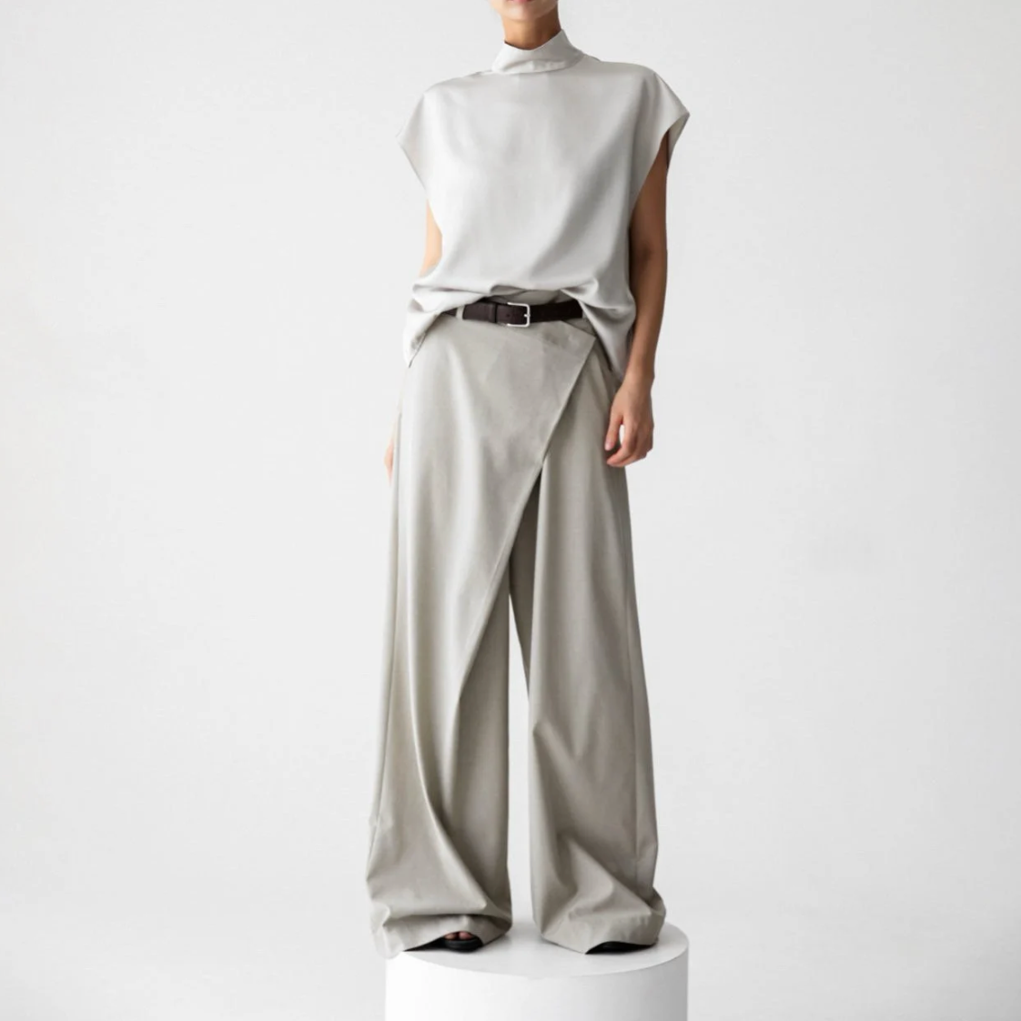 Asymmetry Pin Tuck Maxi Trouser