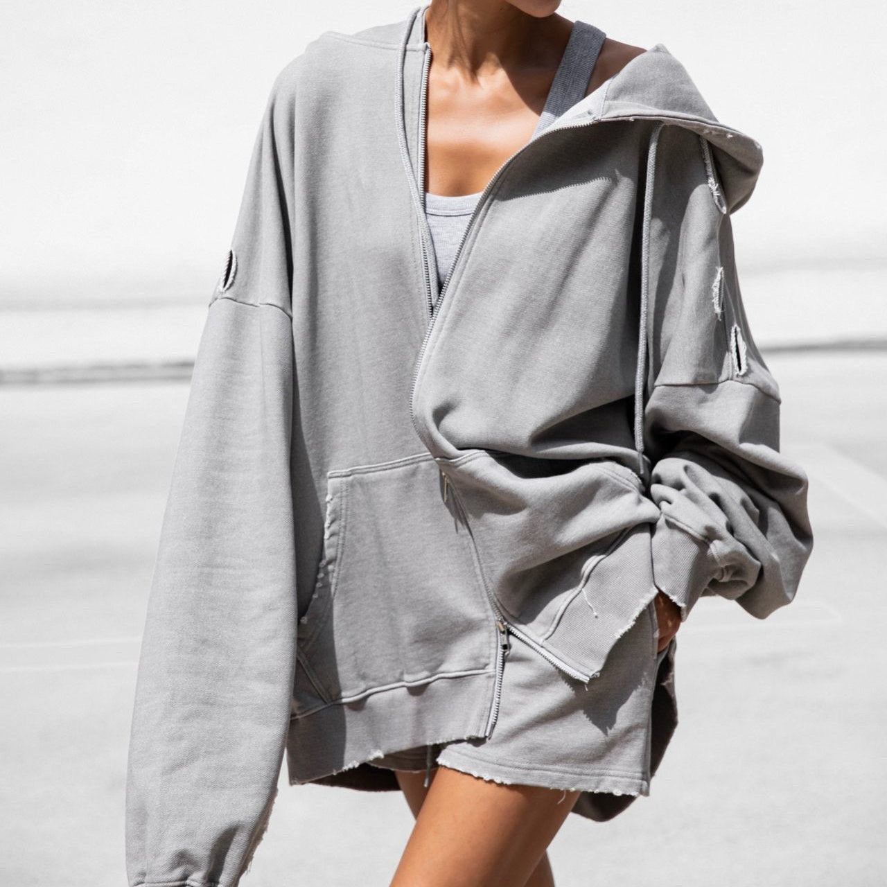 Oversized Cutted Detail Sweatshirt