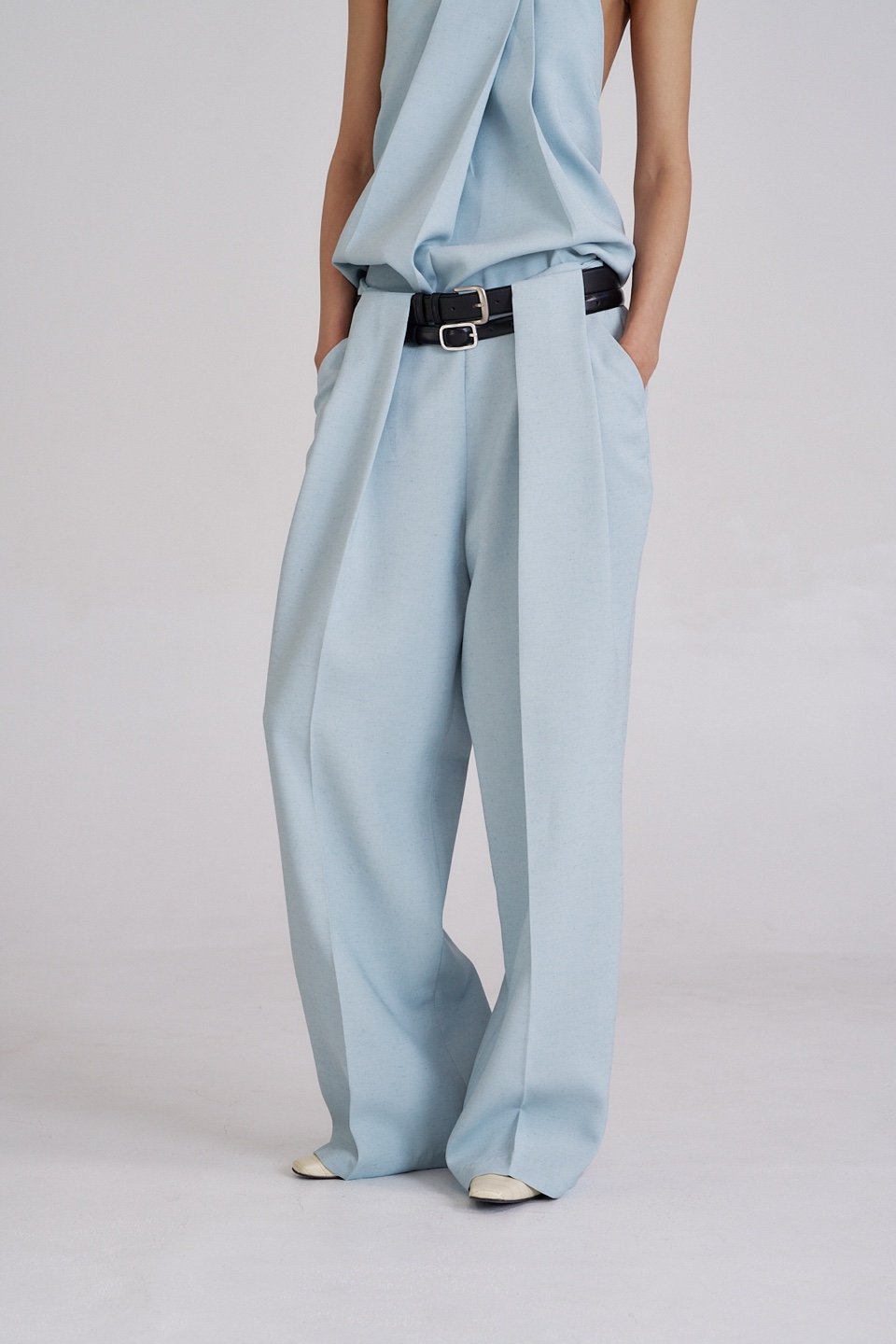 Pleated Linen Trousers