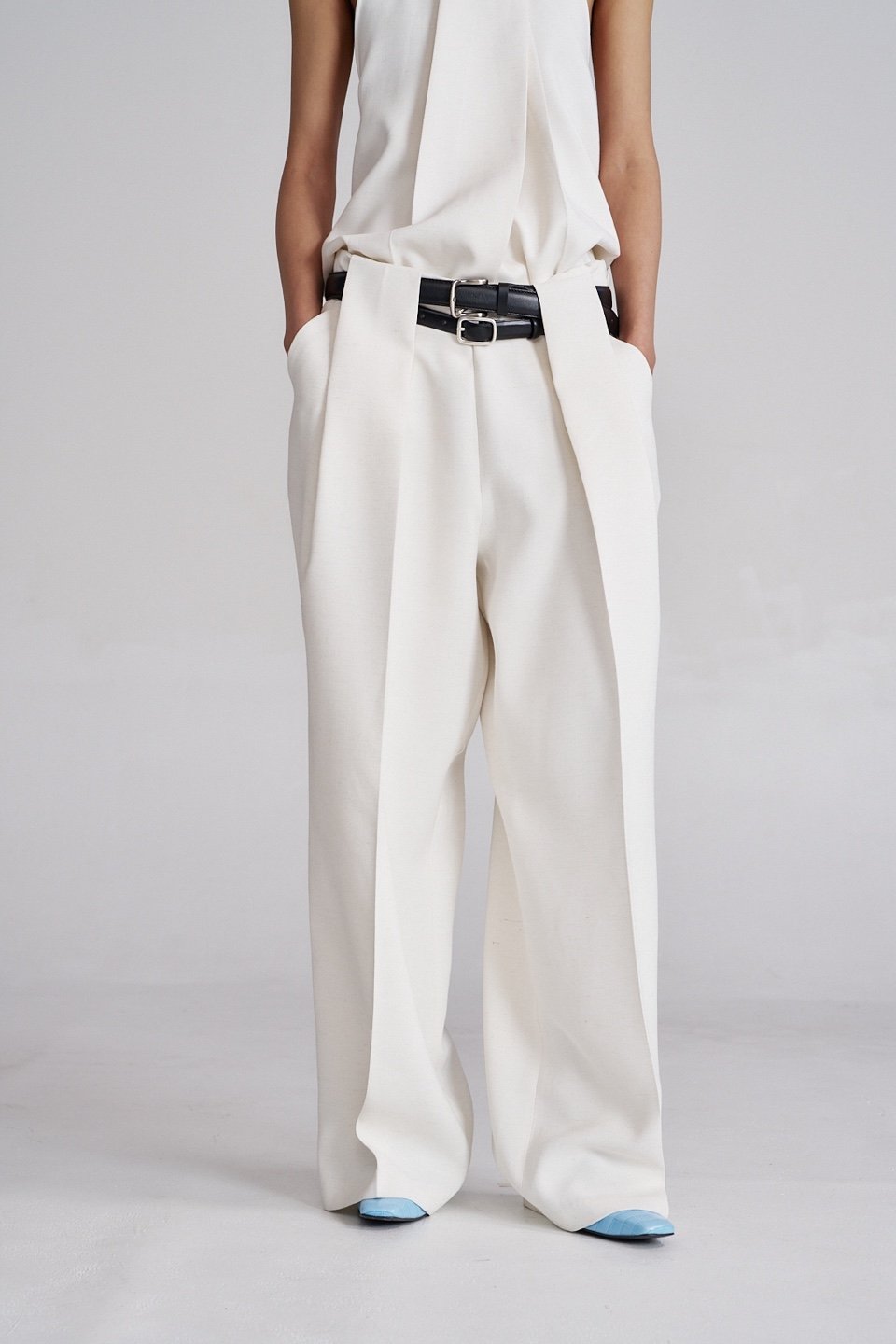 Pleated Linen Trousers