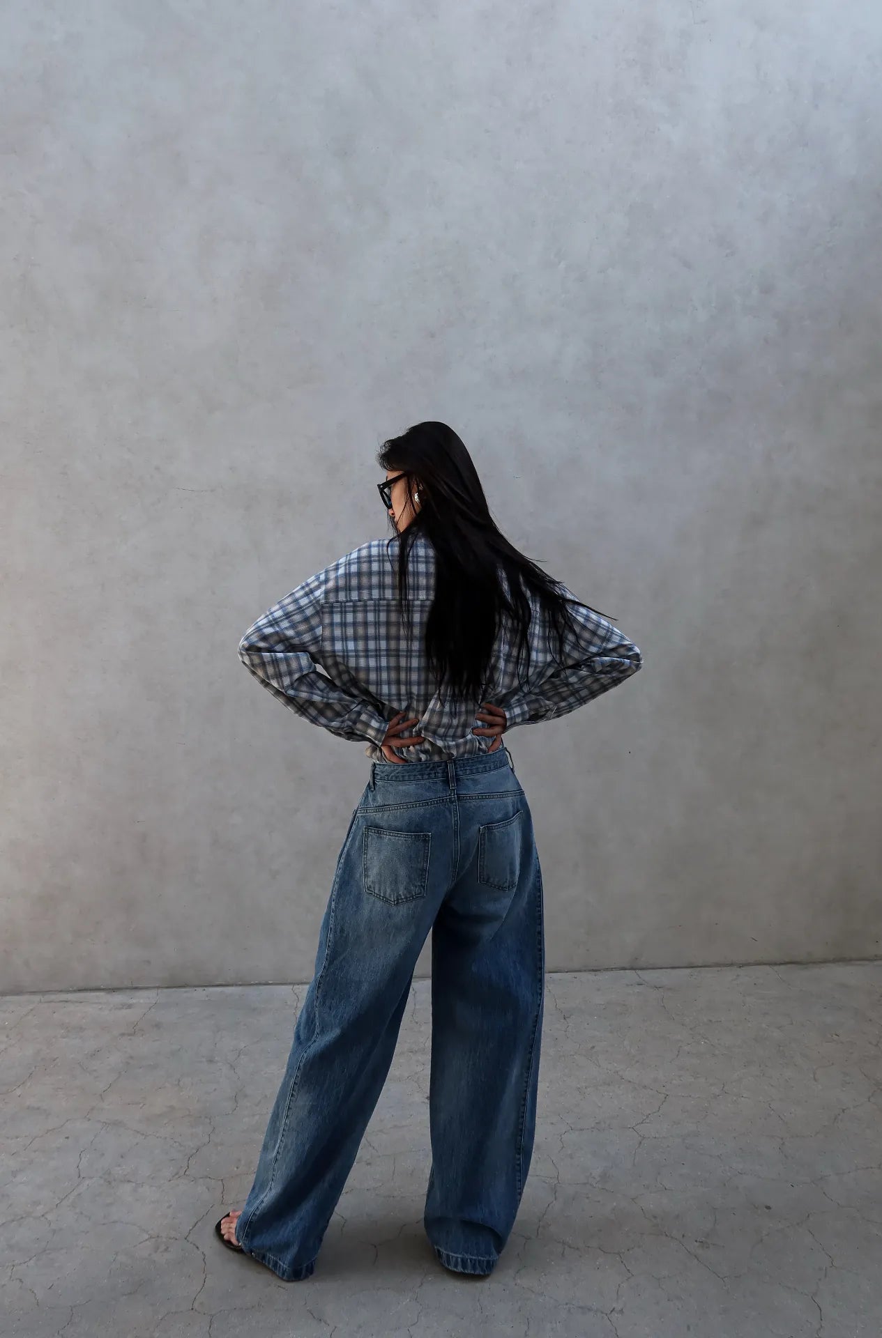 Buttoned Hem Jeans