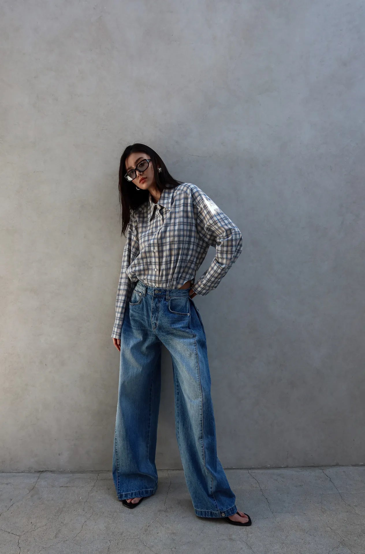 Buttoned Hem Jeans