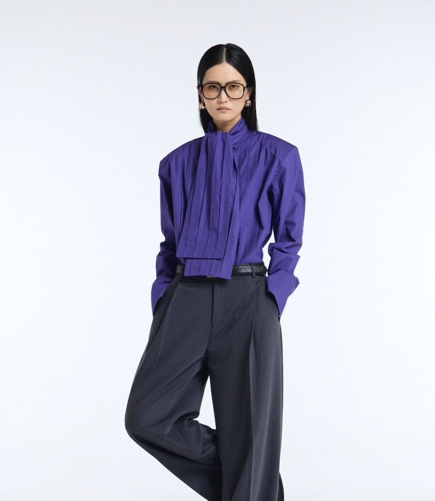 The Sculpted Pleat Cotton Shirt