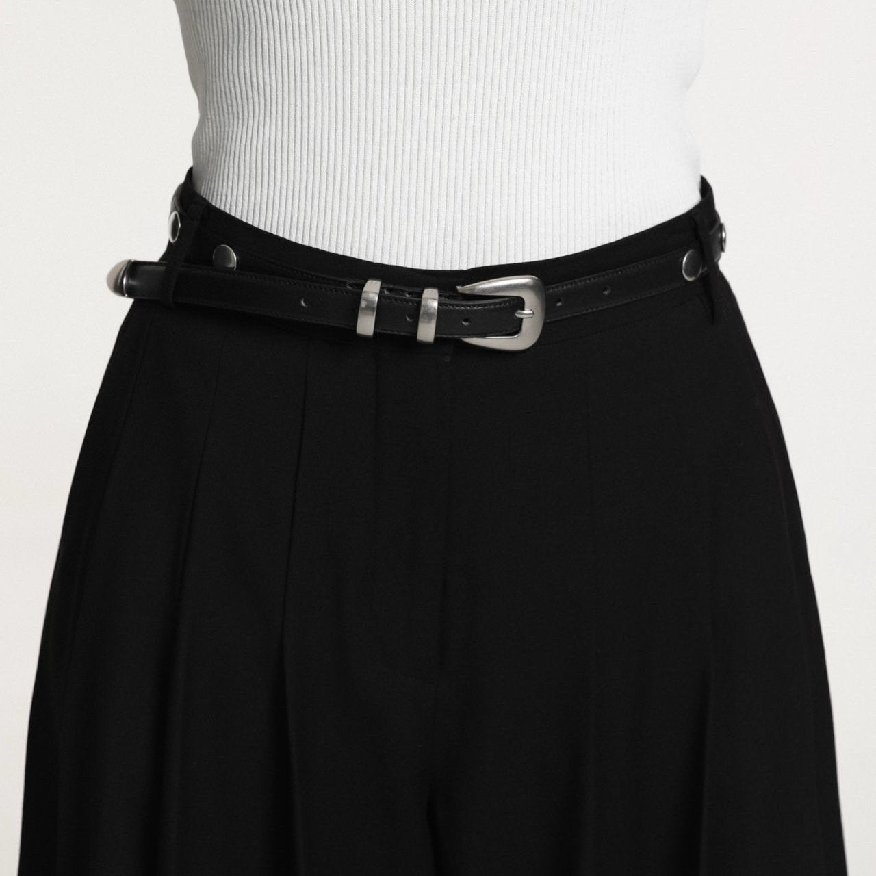 Stud Point Western Buckle Leather Belt