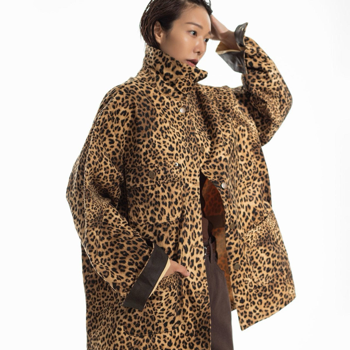 Oversized Leopard Leather Collar Jacket